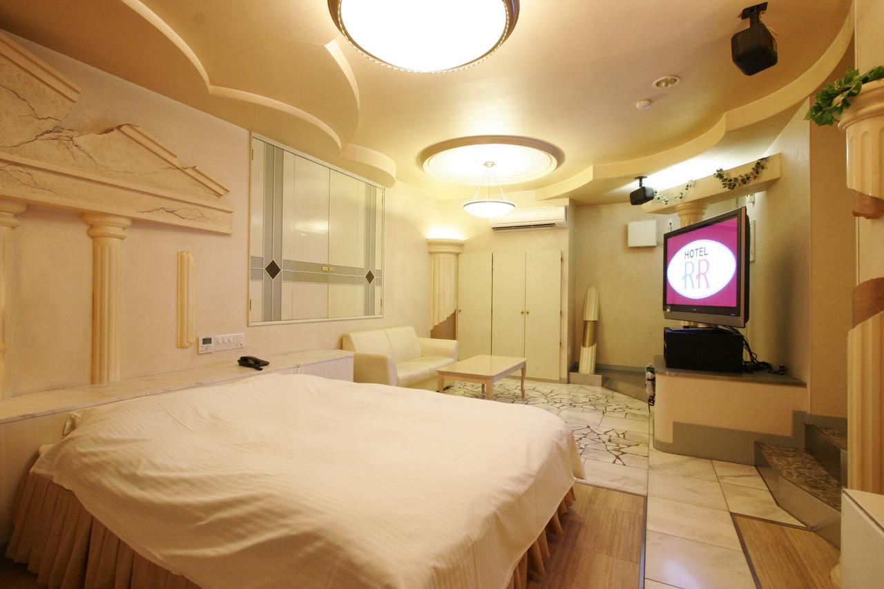 Hotel Rr (Adults Only) Yokkaichi Bagian luar foto